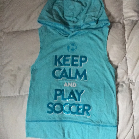 Justice sleeveless hooded soccer shirt - Picture 2 of 2